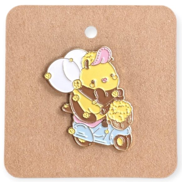 Spring Animals Bright Bat Pin: Bee on a Motorbike - Picture 4 of 4